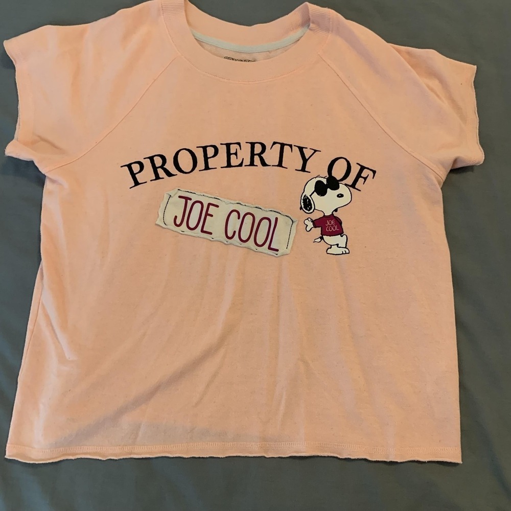 Peanuts Snoopy Joe Cool Shirt Womans/Juniors  Med. 8-10 Pink Graphic Property Of